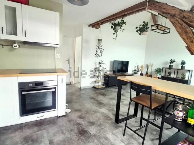 Appartement, Pussay