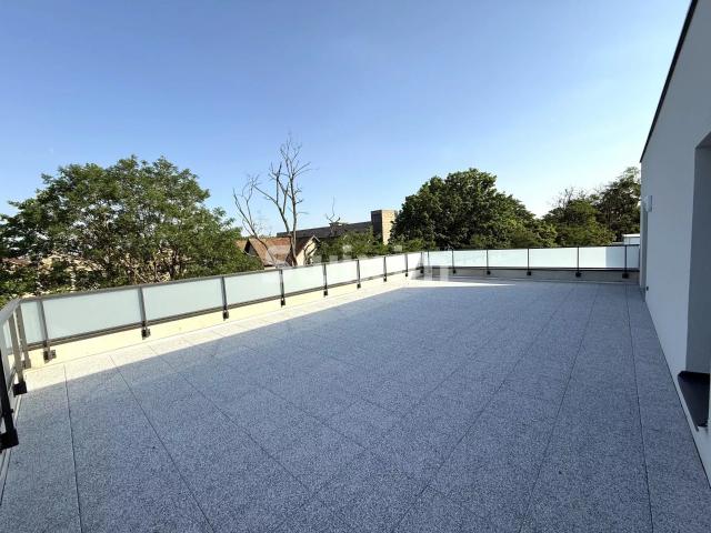 Appartement dernier étage avec terrasse de 65m² 81m² Strasbourg