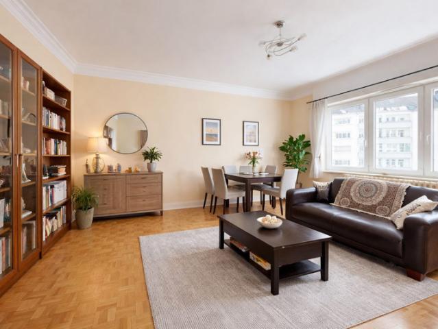 APPARTEMENT QUARTIER DES IV