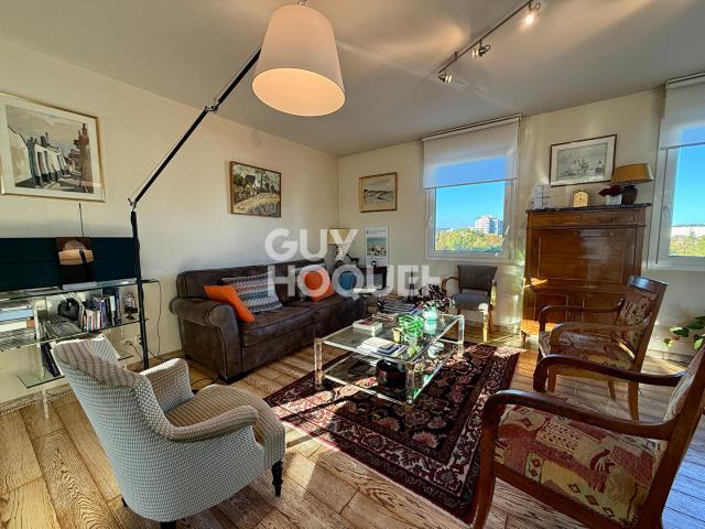 Appartement rare en dernier étage avec toit terrasse