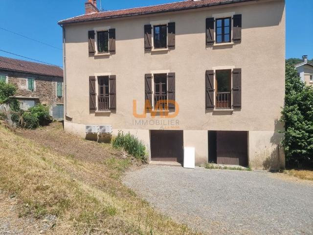 Appartement RDC 82m2 + garage, cave et terrain