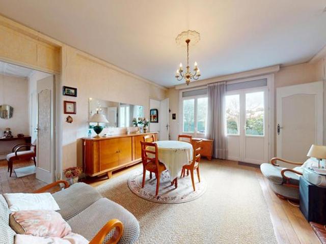 Appartement Rdc avec jardin, garage et dépendance