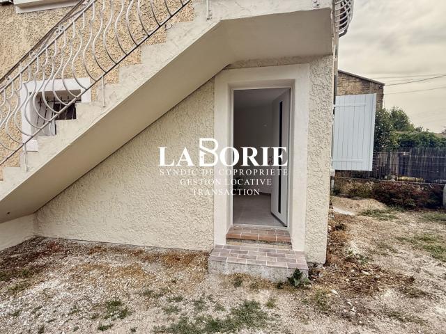 appartement rdc t2 Entraigues centre