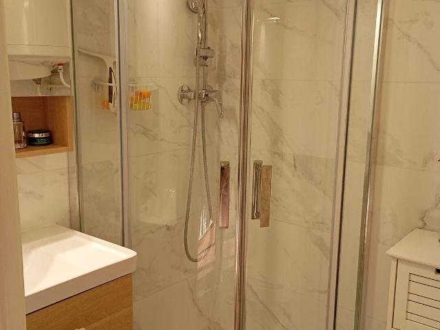 Appartement rdj, à louer mi OCT à fin AVRIL maxi, l'Argentière, ACCEPTE les réservations