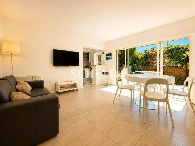 Appartement RDJ avec terrasse 51m² Théoule sur Mer