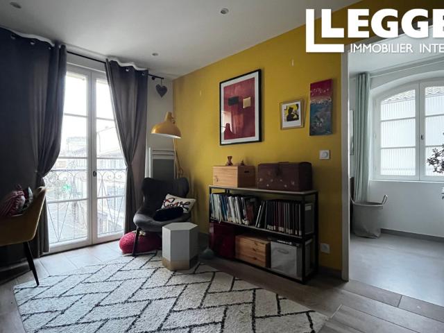 APPARTEMENT RÉNOVÉ 116 M² HAB 5 CHAMBRES AVEC TERRASSE DE 40 M ² AU DERNIER ÉTAGE
