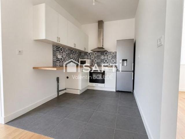 Appartement rénové 1er et dernier étage Bas Floirac