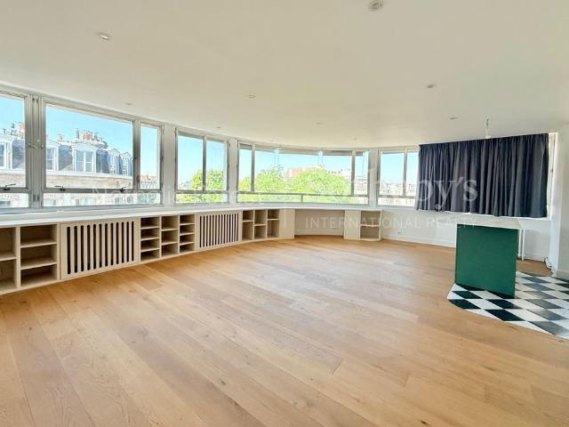 Appartement Rénové 2 Chambres Vue Exceptionnelle 104m² Lille