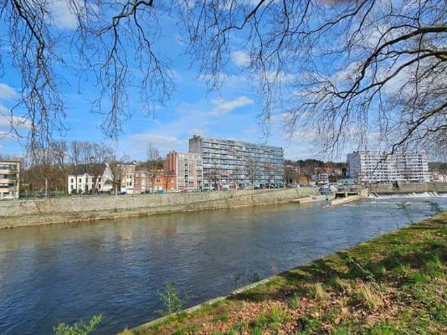 Appartement rénové 2 chambres à Chênée