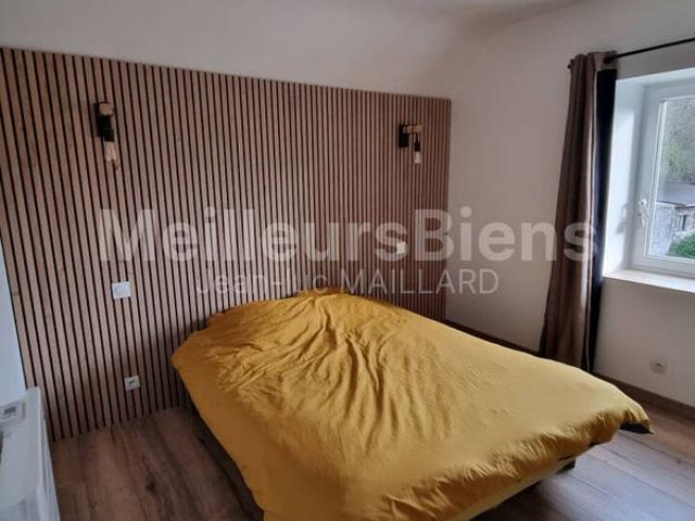Appartement rénové de 71 m² à Pont de Roide