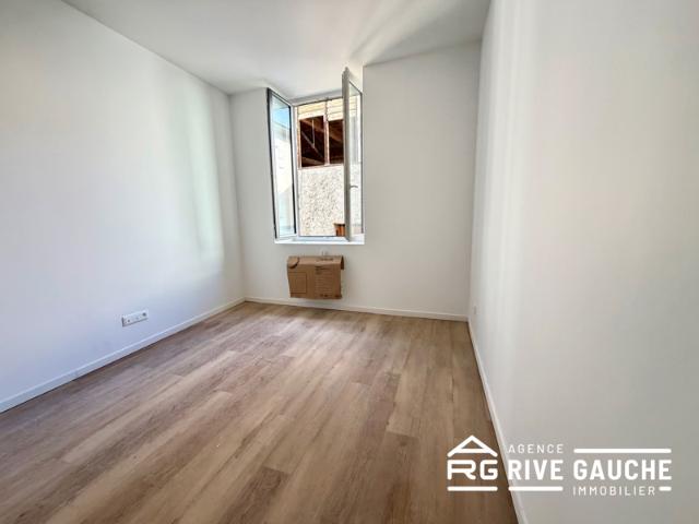 Appartement rénové Centre de Beaurepaire Petite copropri