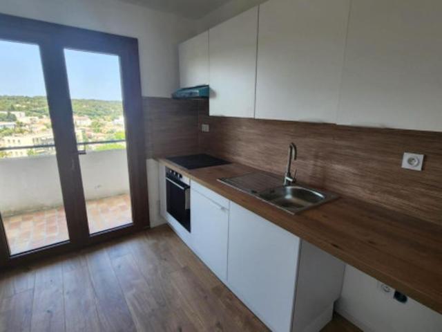 Appartement rénové à Nimes à louer Locagestion, expert en gestion locative