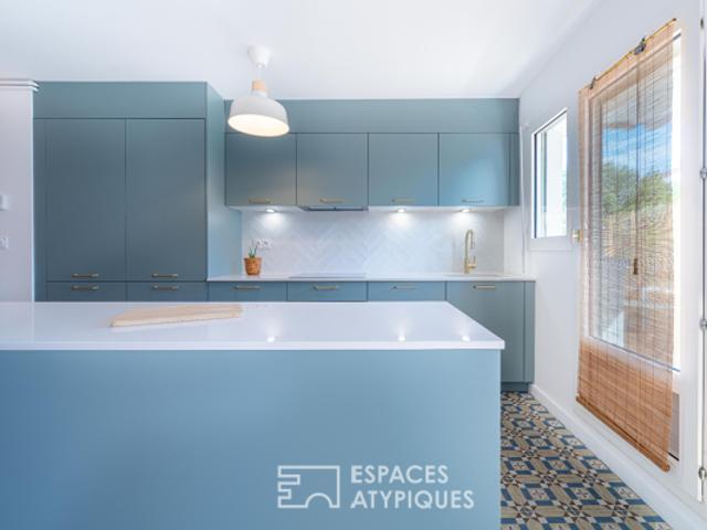 Appartement rénové avec balcon filant