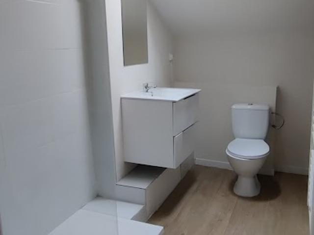 Appartement rénové deux pièces secteur Arlod