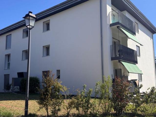 Appartement rénové de 2 pièces, 2ème étage, env. 50 m2