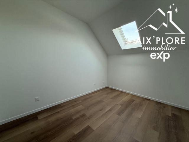 Appartement rénové de 87 m² avec garage – Coeur de Yenne