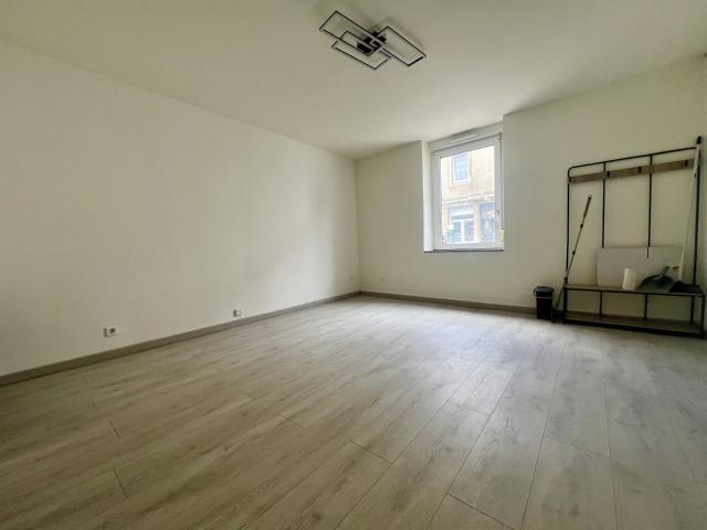 APPARTEMENT RENOVE HAYANGE 50M2