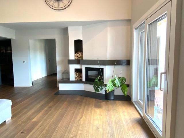 Appartement rénové meublé de 3.5 pces