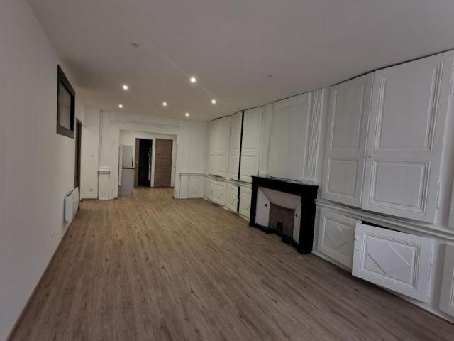 Appartement rénové Nantua 2 pièce s 64.2 m2