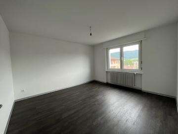 Appartement rénové, proche commodités