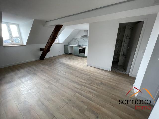 Appartement rénové type F2 au dernier étage