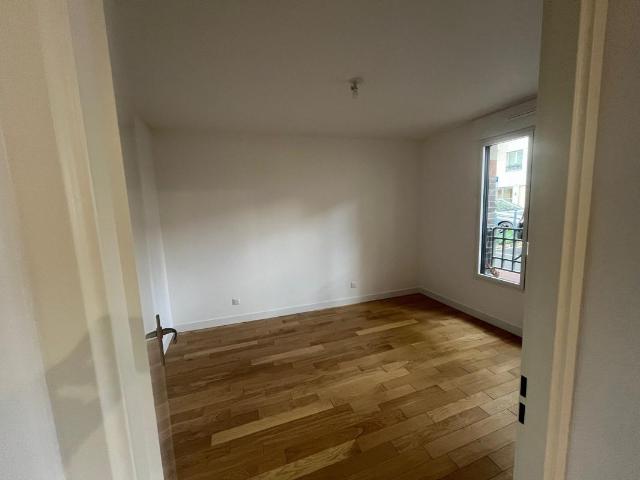 Appartement récent 2 pièces à louer