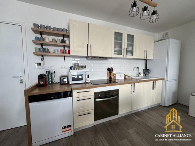 Appartement récent 4 pièces à Melun Confort et modernité au 3ème étage