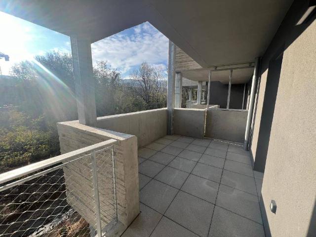 Appartement récent et lumineux à Cognin