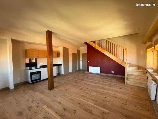 Appartement refait à neuf au pied de la cathédrale