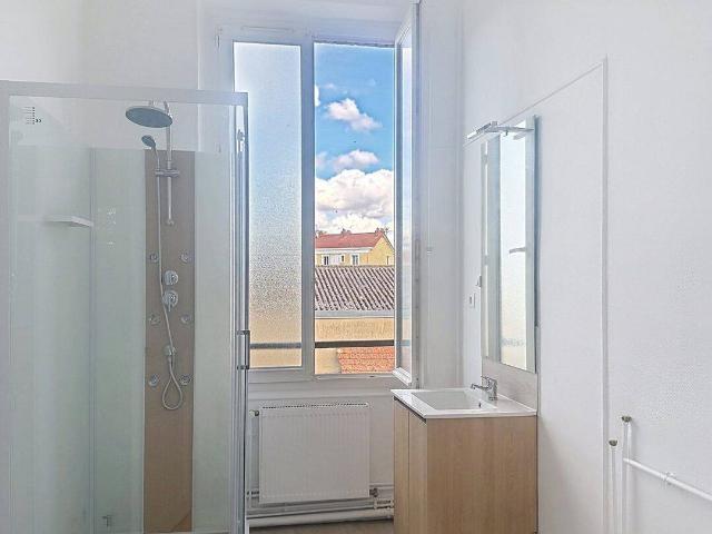 Appartement refait à neuf T3 CHALETTE SUR LOING