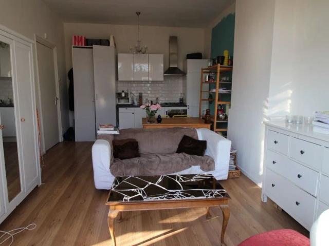 Appartement Regentesselaan, La Haye À louer