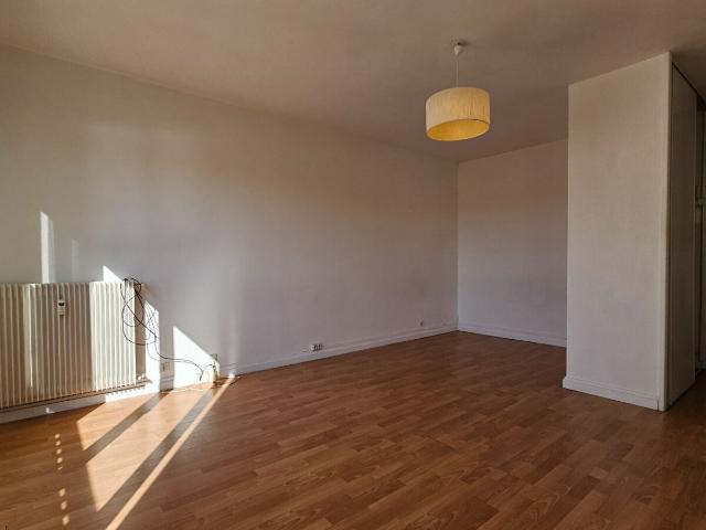 Appartement Reims 1 pièce s 30 m2