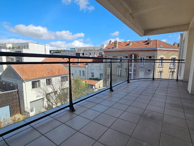 Appartement Reims 3 pièce s TYPE 3 TERRASSE ET PARKING