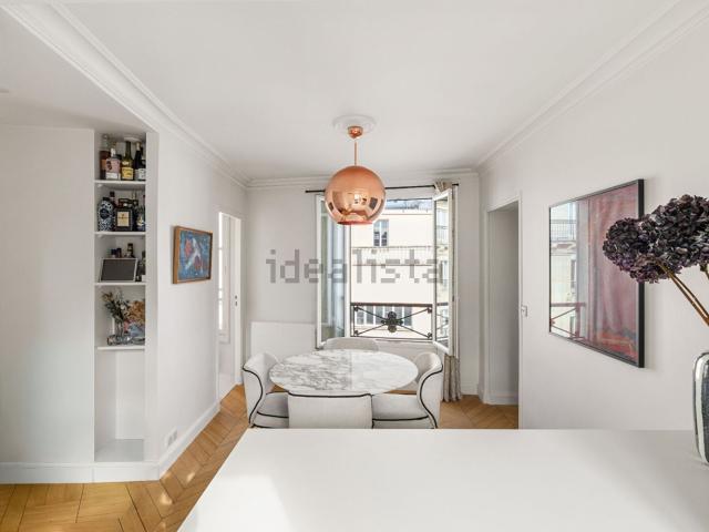 Appartement, République Saint Ambroise, Paris