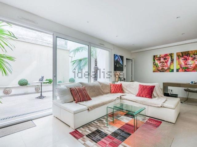 Appartement, République Saint Ambroise, Paris