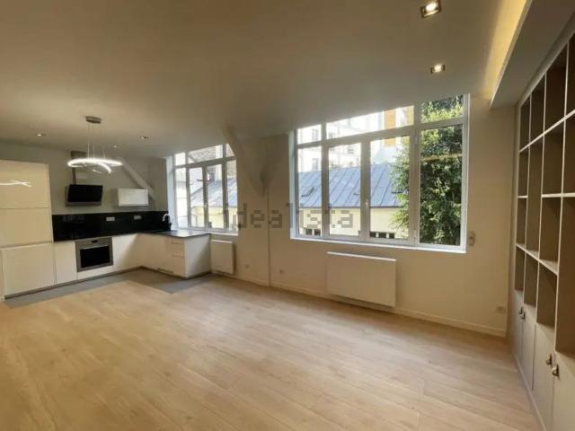 Appartement, République Saint Ambroise, Paris