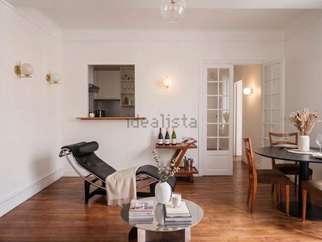 Appartement, République Saint Ambroise, Paris