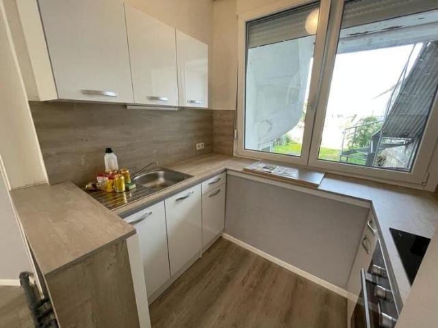 APPARTEMENT REZ DE CHAUSSEE 1 CHAMBRE JARDIN