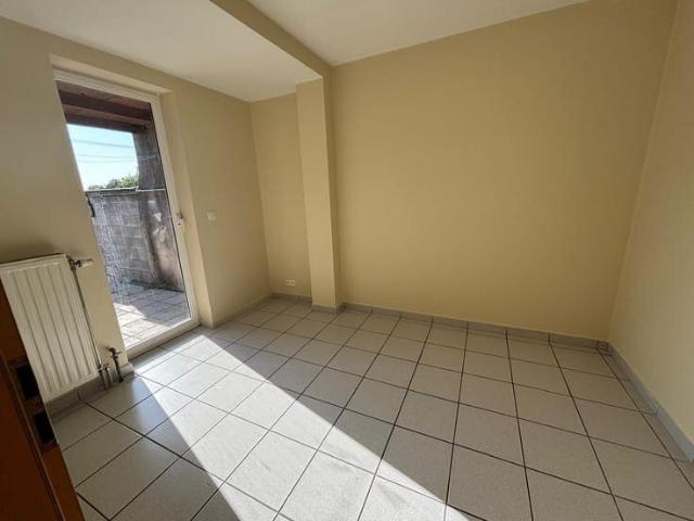 Appartement rez de chaussée 2 chambres avec parking sécurisé