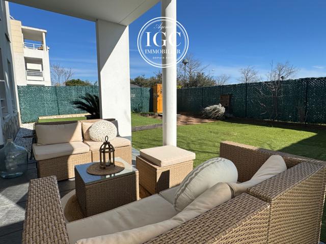APPARTEMENT REZ DE JARDIN TYPE 3 PLACE DE PARKING PRIVATIVE