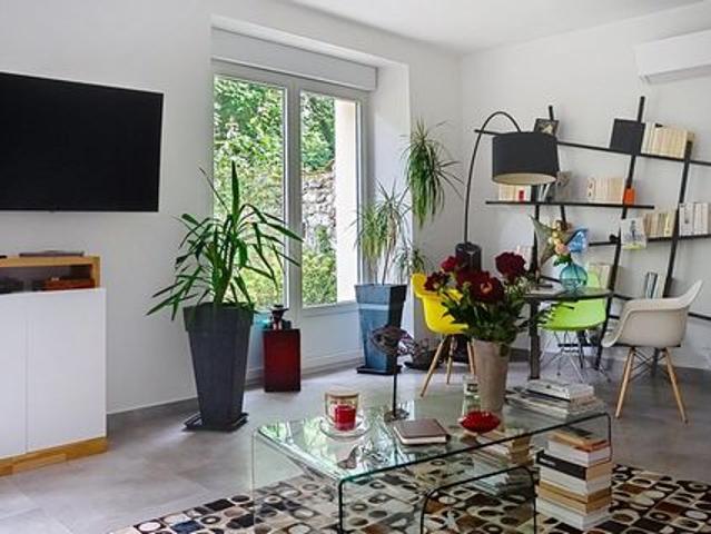 appartement rez de jardin vaste, plein confort