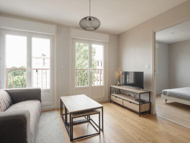 Appartement Reze 3/4 chambres et parking