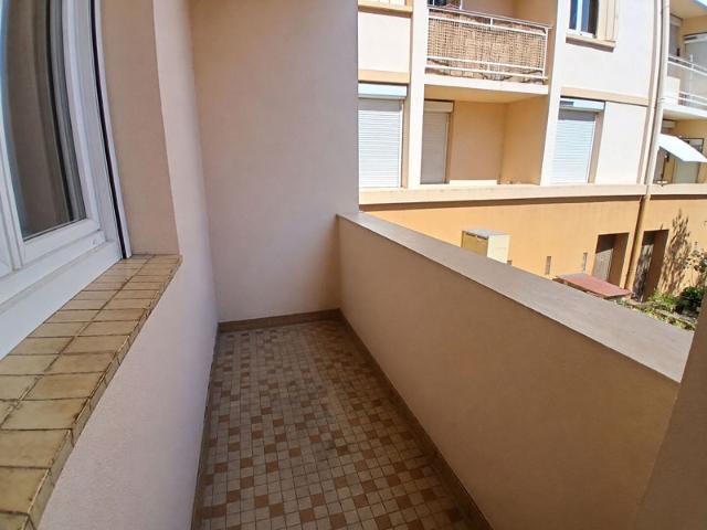 Appartement Riorges 4 pièce s 72 m2 avec garage