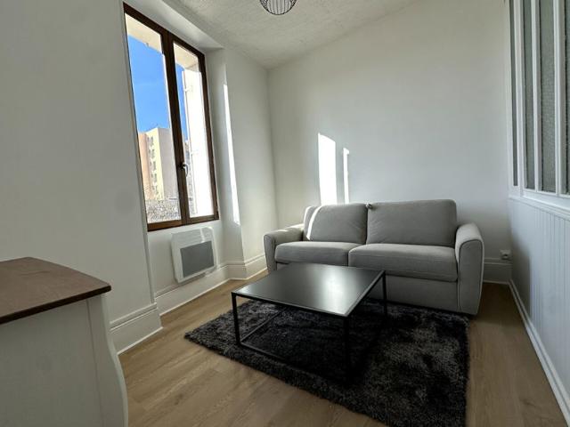 Appartement Romans Sur Isère 2 pièces
