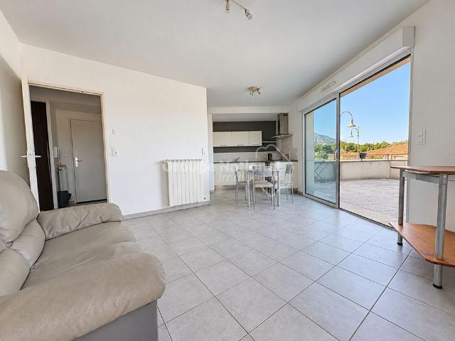 Appartement Robion 2 pièces Meublé