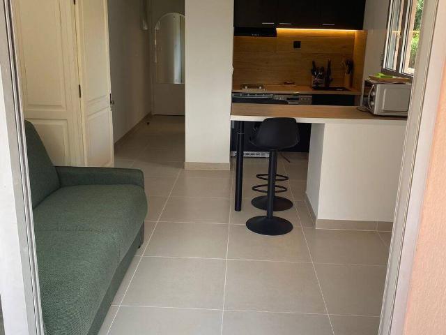 APPARTEMENT ROQUEBRUNE CAP MARTIN 1 PIECE 22M2