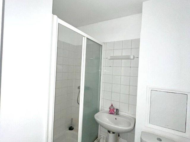 APPARTEMENT ROSNY SOUS BOIS 1 pièce s 18 m2