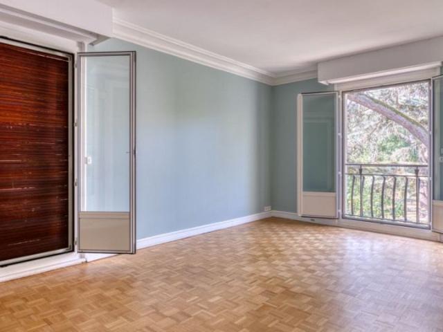 Appartement • Rue de Versailles Monastere