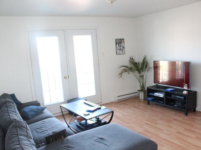Appartement Rue Joseph Légaré Disponible 1 Decembre ou avant
