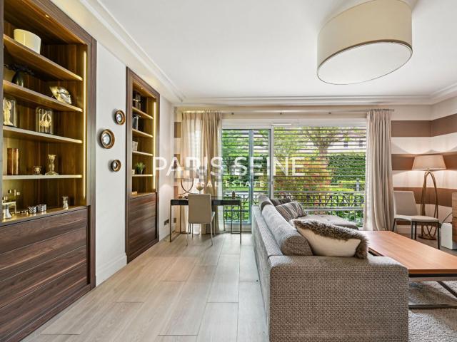 Appartement, Saint Thomas d&apos Aquin, Paris